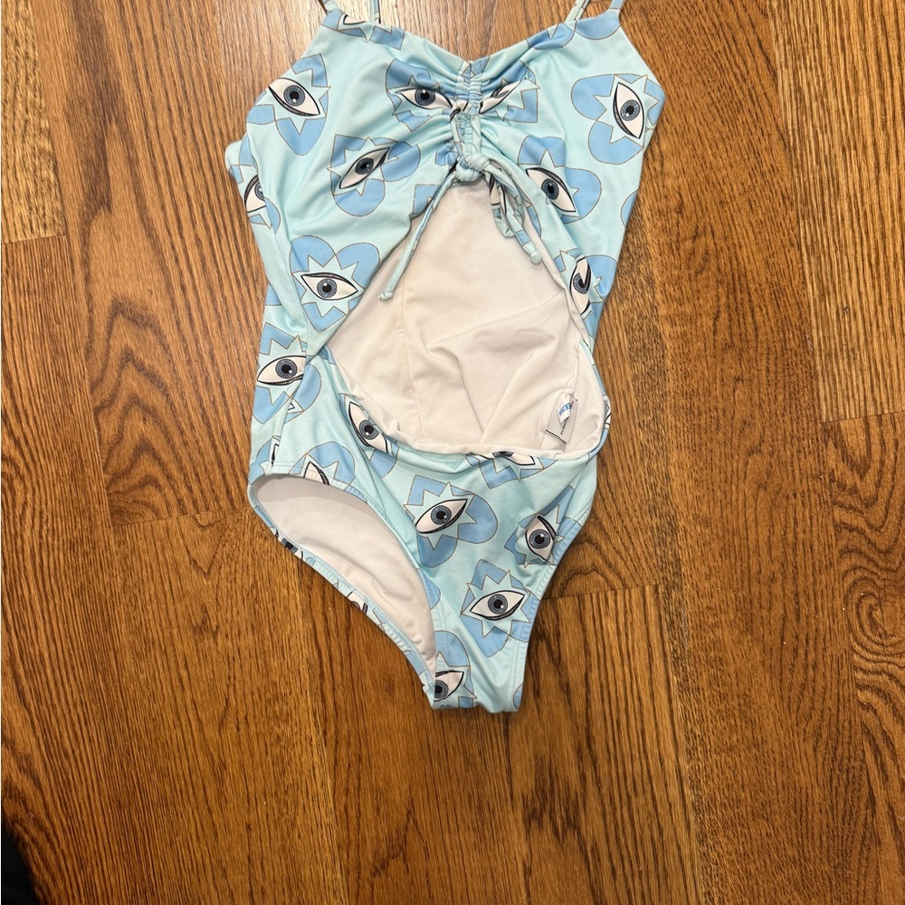 submarine girl swim size 12. love this!